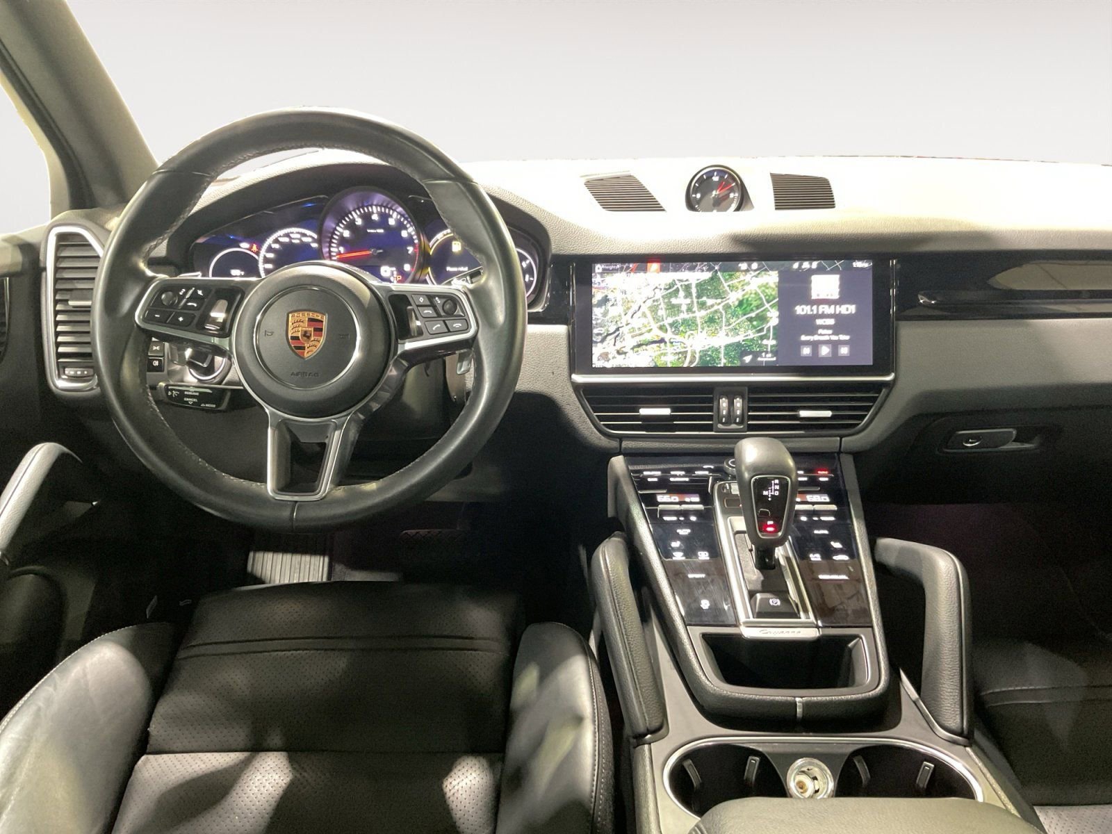 Used 2019 Porsche Cayenne Base image 16