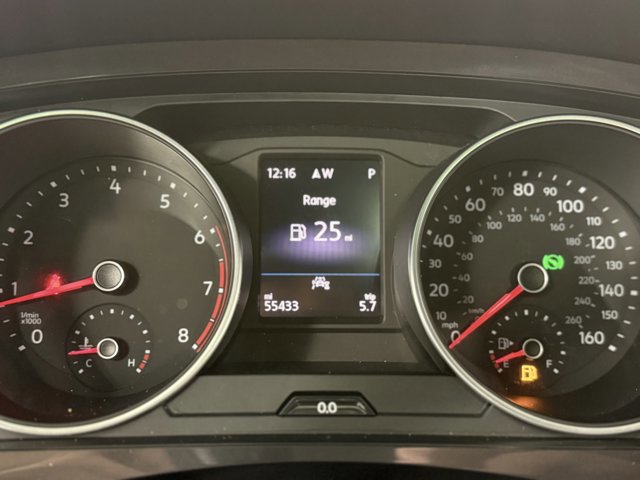 Used 2021 Volkswagen Tiguan SE R-Line AWD/4WD image 17