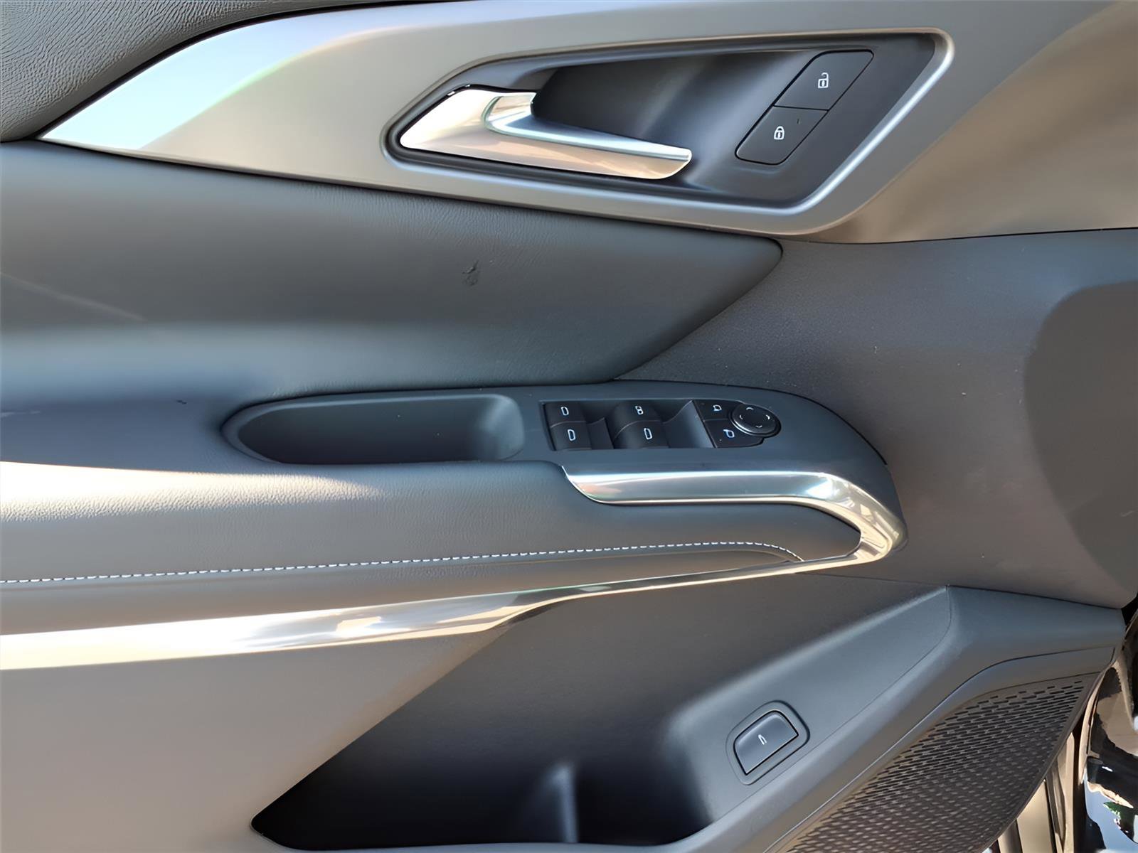 New 2026 Chevrolet Traverse LT w/ Driver Confidence Package image 15