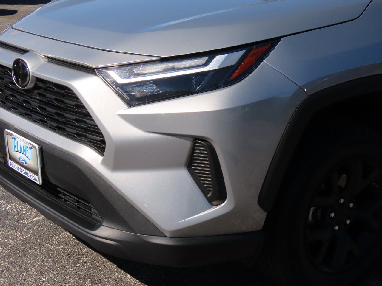 Used 2024 Toyota RAV4 LE image 3