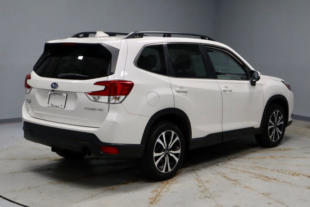Used 2023 Subaru Forester Limited AWD/4WD image 14