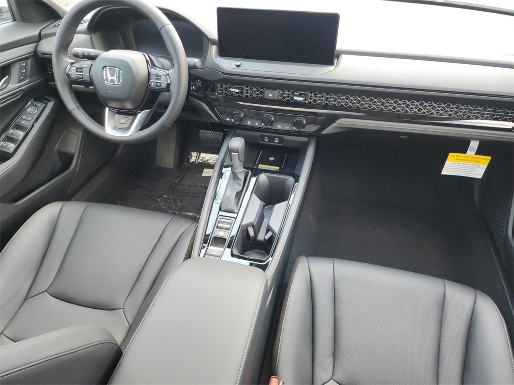 Used 2025 Honda Accord Touring image 33