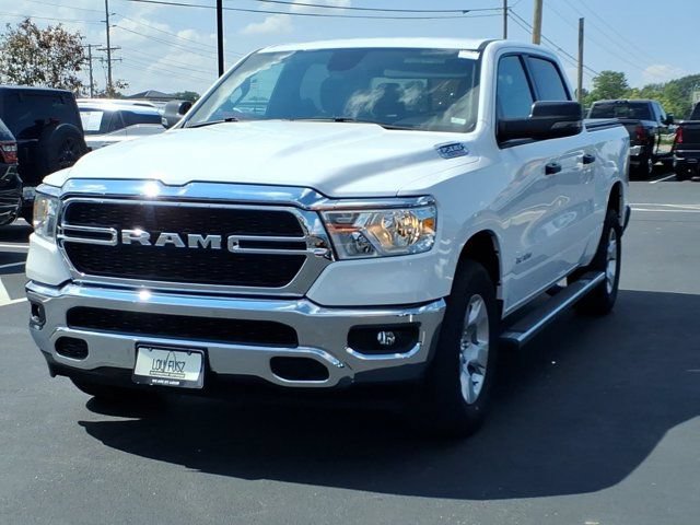 Used 2023 RAM 1500 Big Horn AWD/4WD image 2