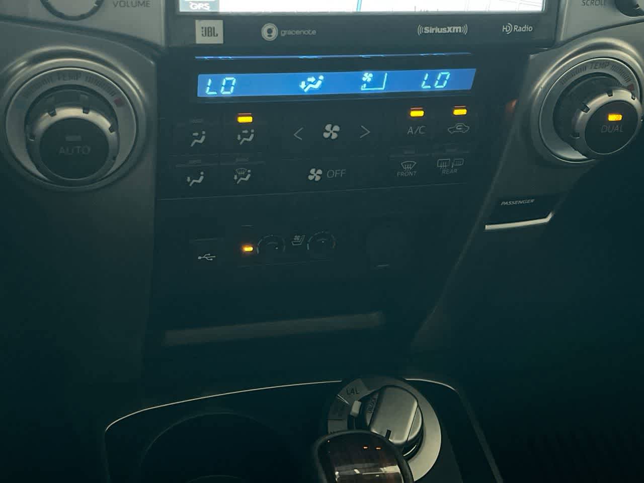 Used 2021 Toyota 4Runner Limited AWD/4WD image 19