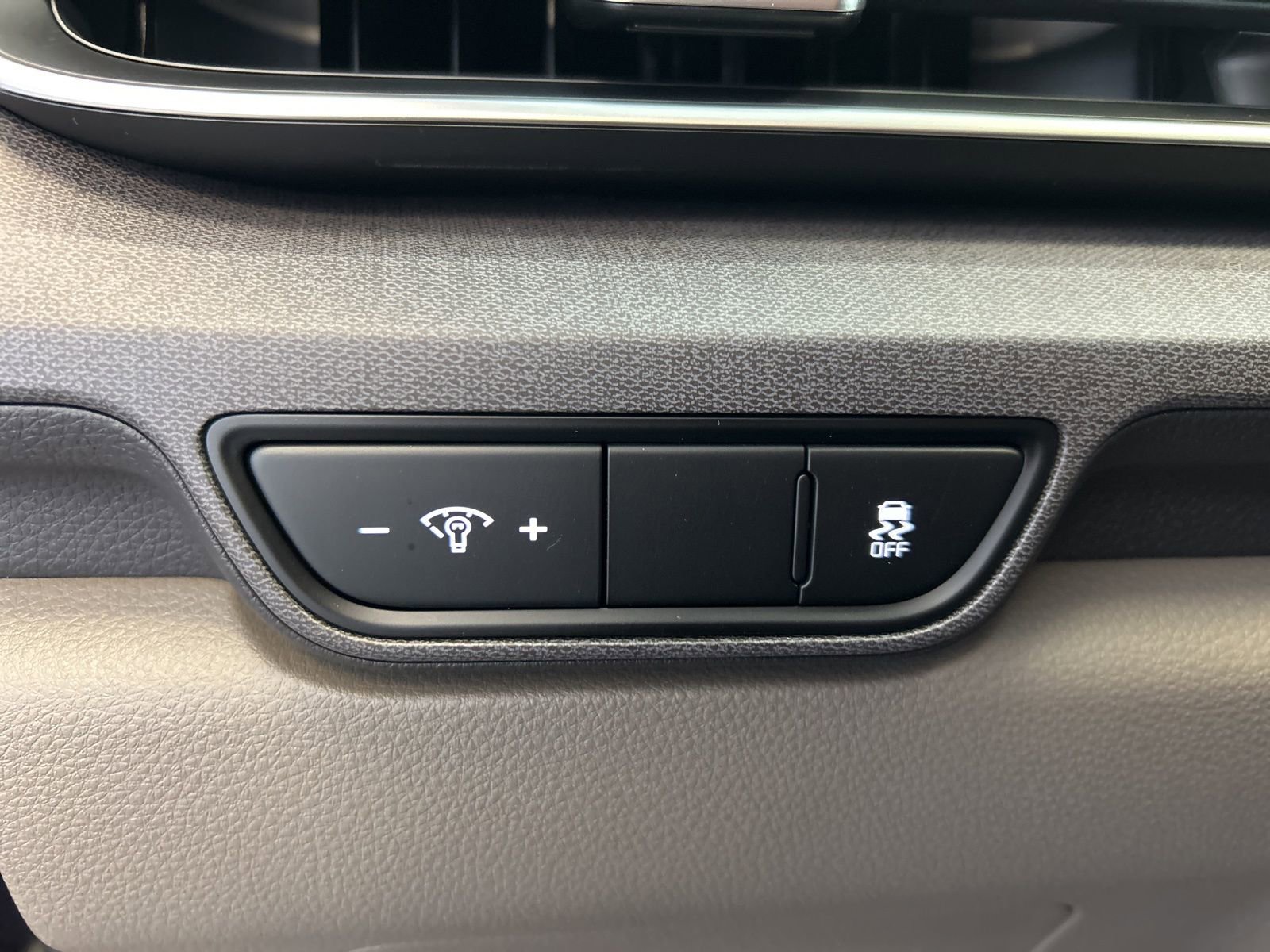 New 2026 Kia Carnival EX image 20