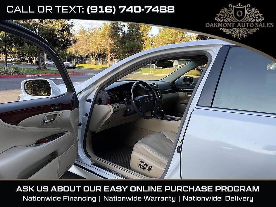 Used 2007 Lexus LS 460 w/ Comfort Pkg RWD image 19