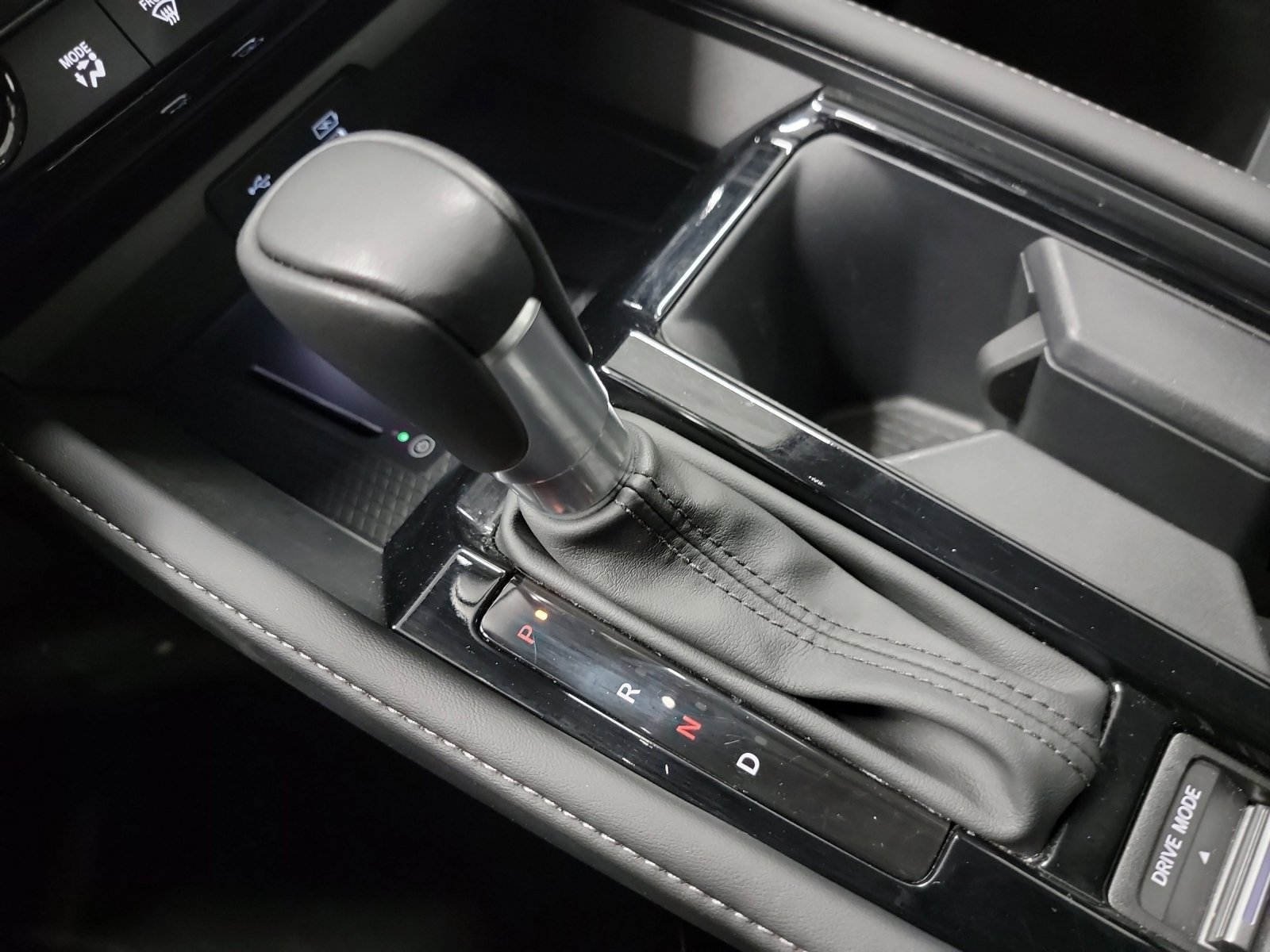 Certified 2025 Honda Accord Touring image 27