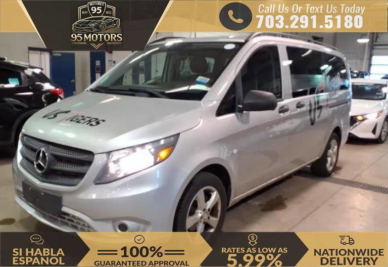 Used 2016 Mercedes-Benz Metris Passenger image 1