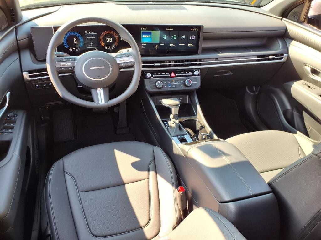 New 2027 Hyundai Santa Cruz SE AWD/4WD image 8