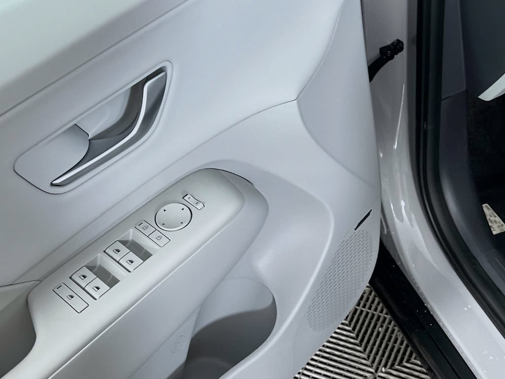 New 2026 Hyundai Kona Limited AWD/4WD image 16