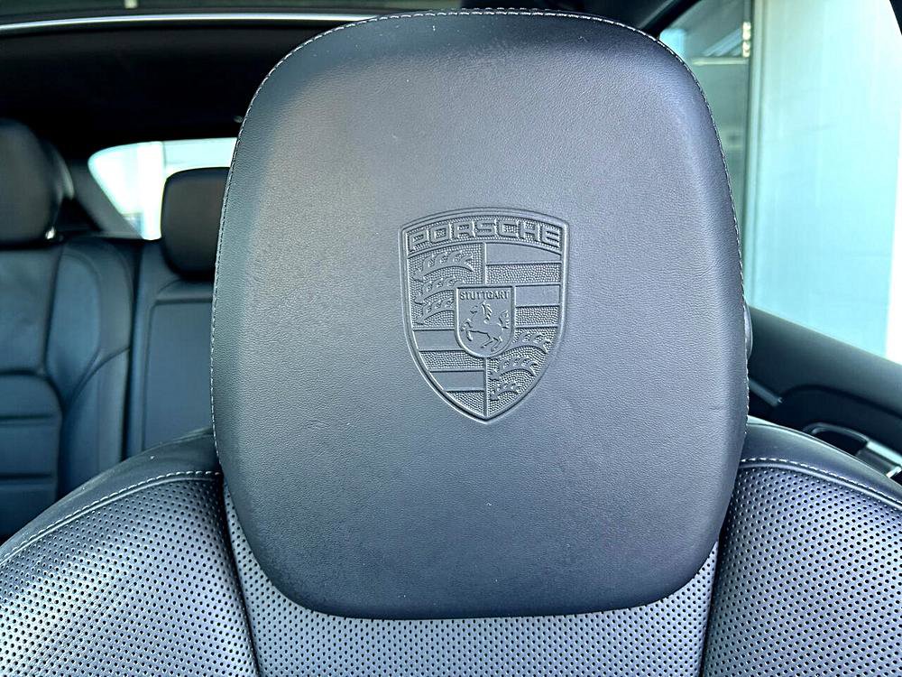 Used 2017 Porsche Cayenne Platinum Edition image 23