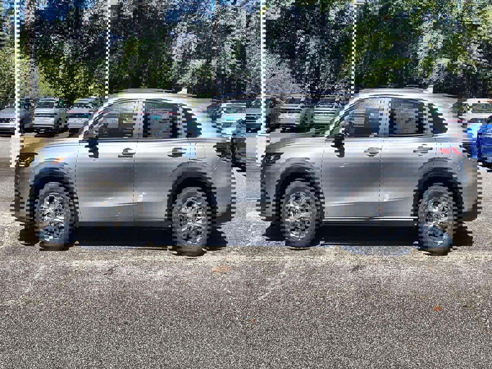 New 2026 Honda HR-V LX image 2