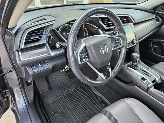 Used 2019 Honda Civic Touring image 19