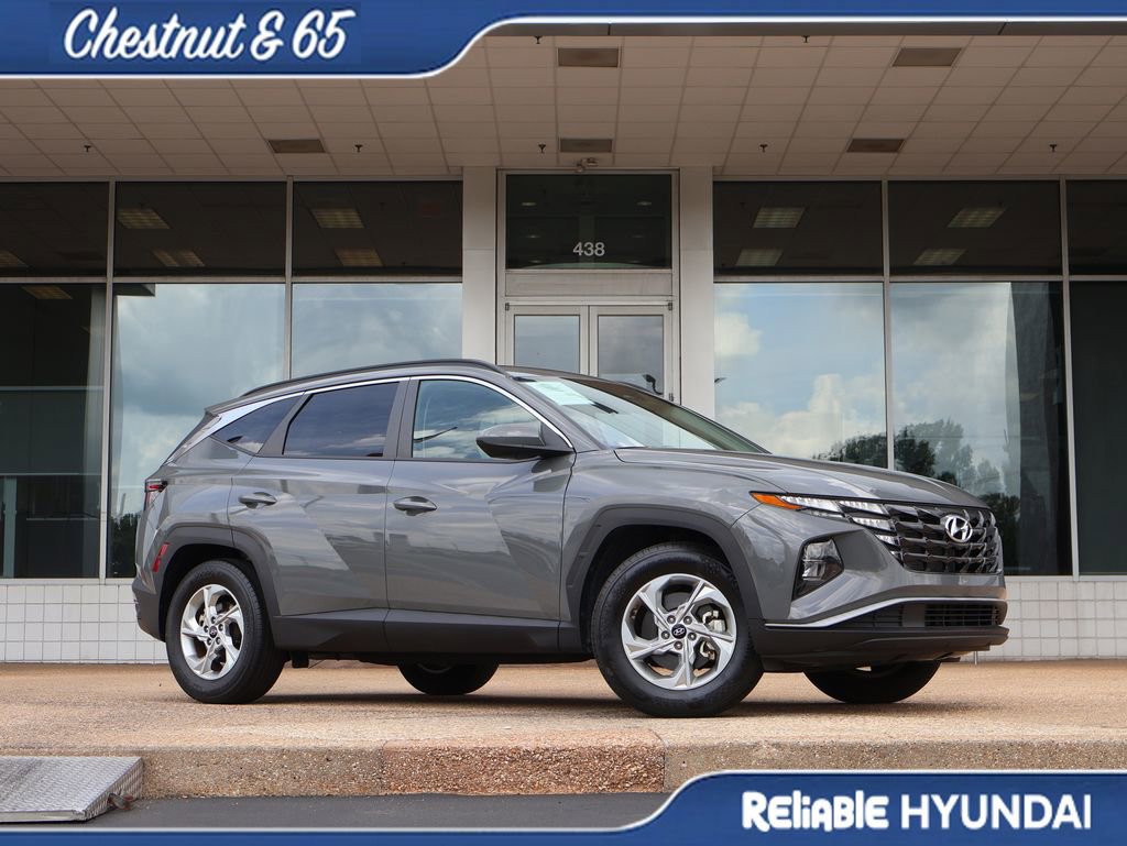 Used 2024 Hyundai Tucson SEL FWD image 2