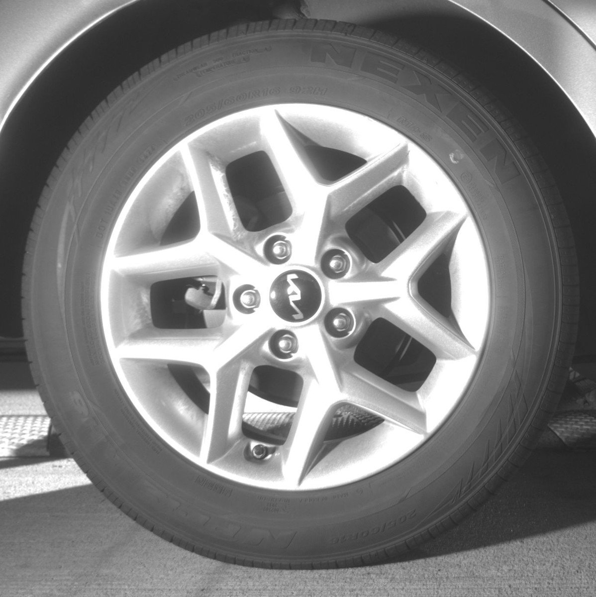 Used 2025 Kia Soul LX w/ LX Technology Package FWD image 15