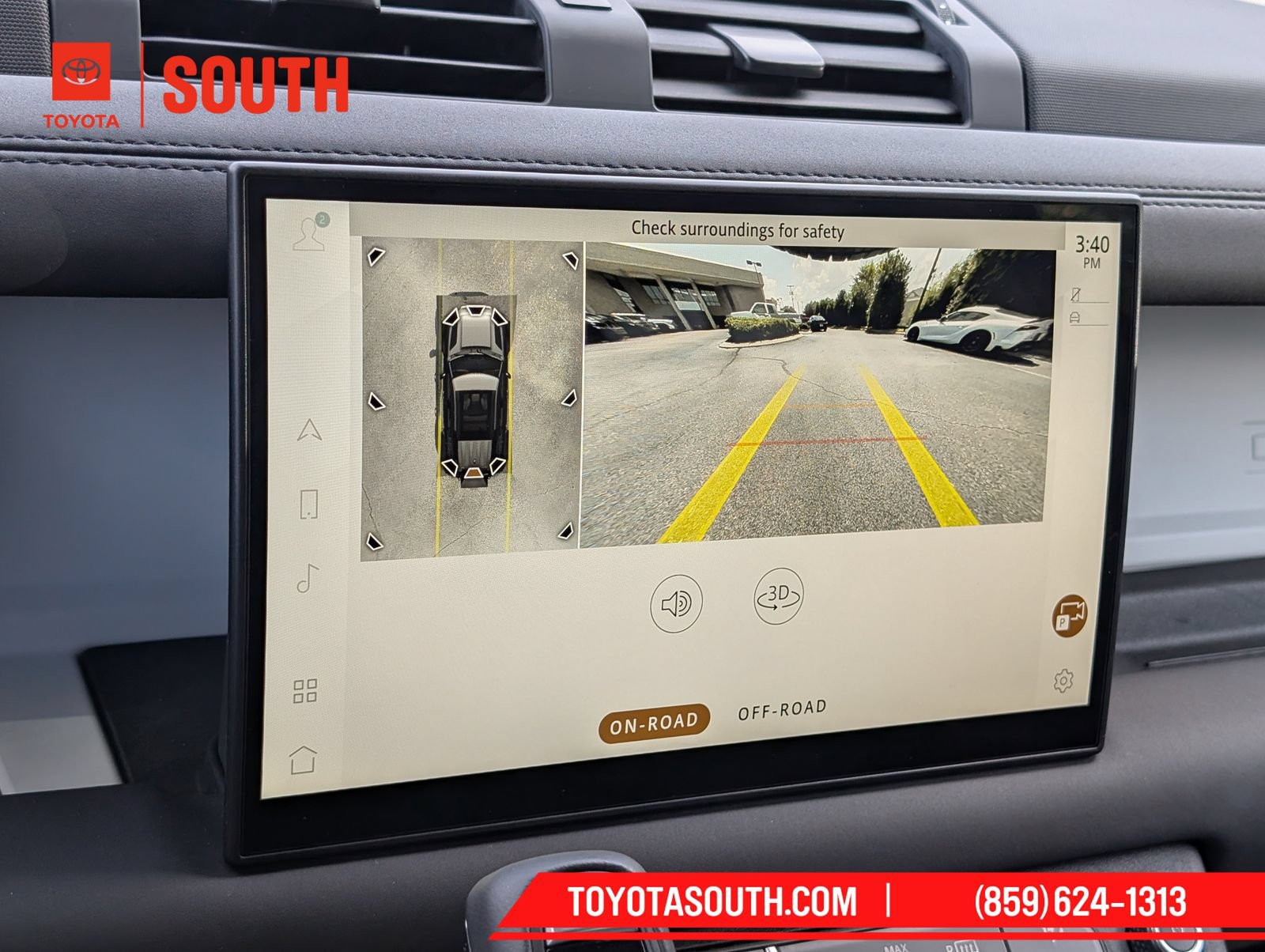 Used 2025 Land Rover Defender 110 S AWD/4WD image 19