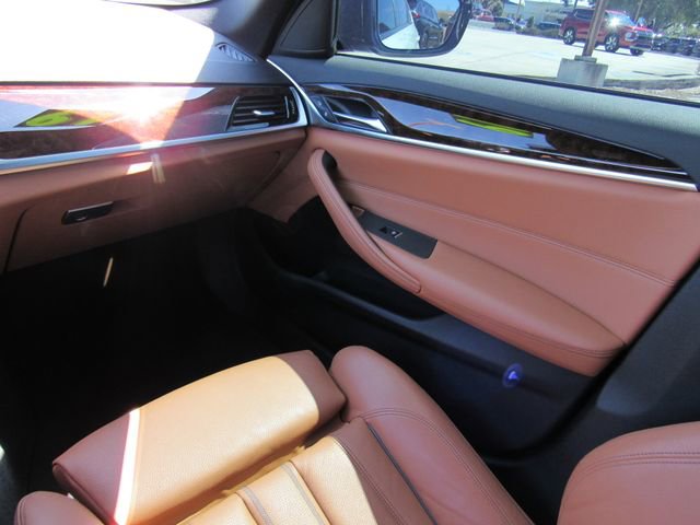 Used 2019 BMW 540i w/ Convenience Package image 17