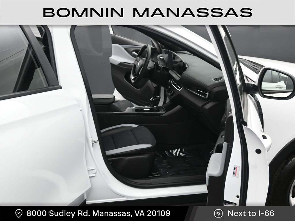 Used 2024 Buick Envista Preferred w/ Advanced Safety Package image 9