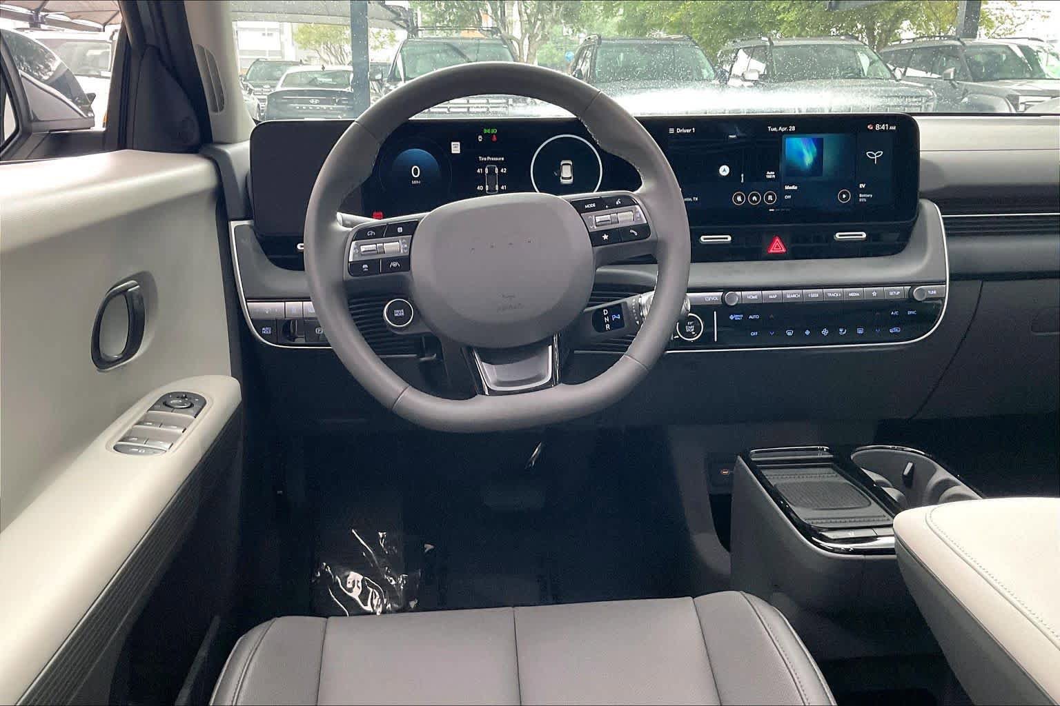 Certified 2026 Hyundai Ioniq 5 SEL RWD image 5