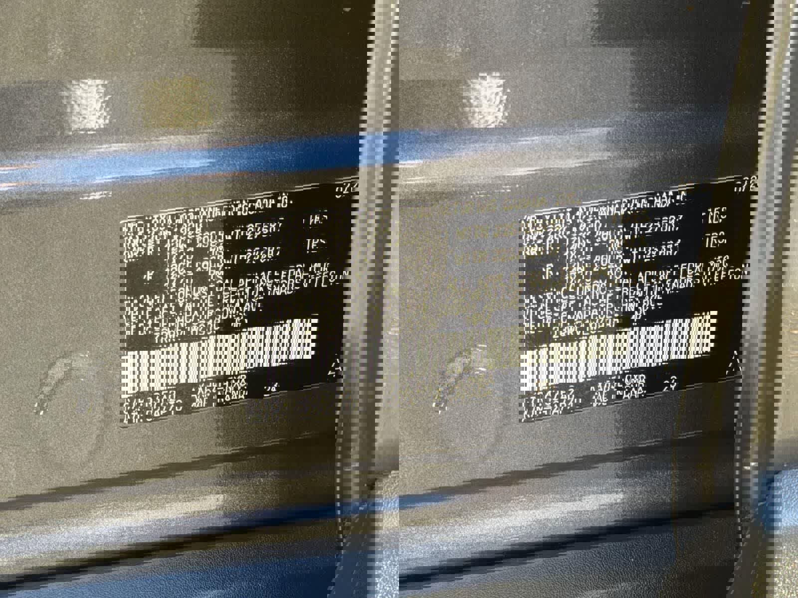 Used 2020 Toyota RAV4 XLE image 9