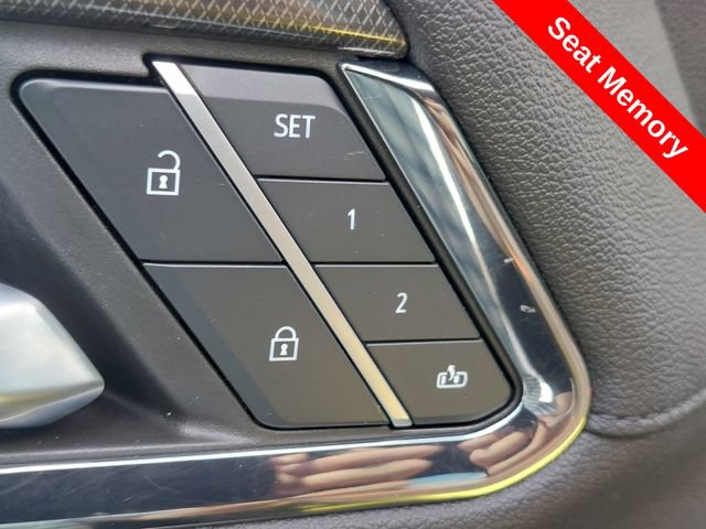Used 2024 GMC Sierra 1500 AT4 w/ Technology Package AWD/4WD image 17