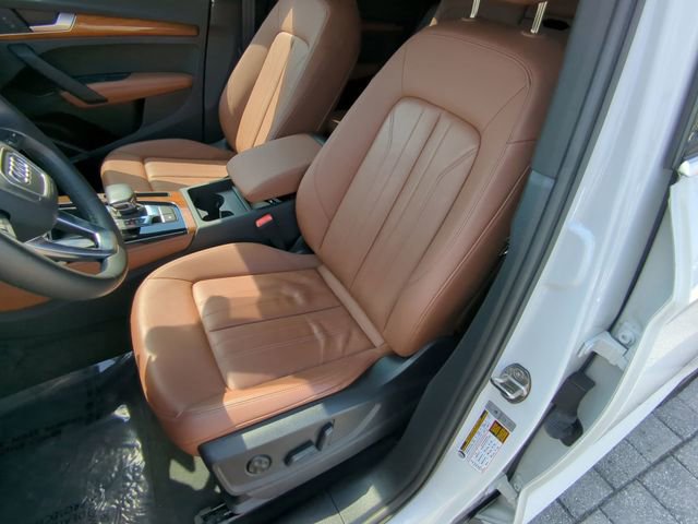 Used 2023 Audi Q5 2.0T Premium Plus w/ Premium Plus Package AWD/4WD image 20