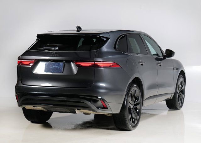 Used 2025 Jaguar F-PACE R-Dynamic S image 2