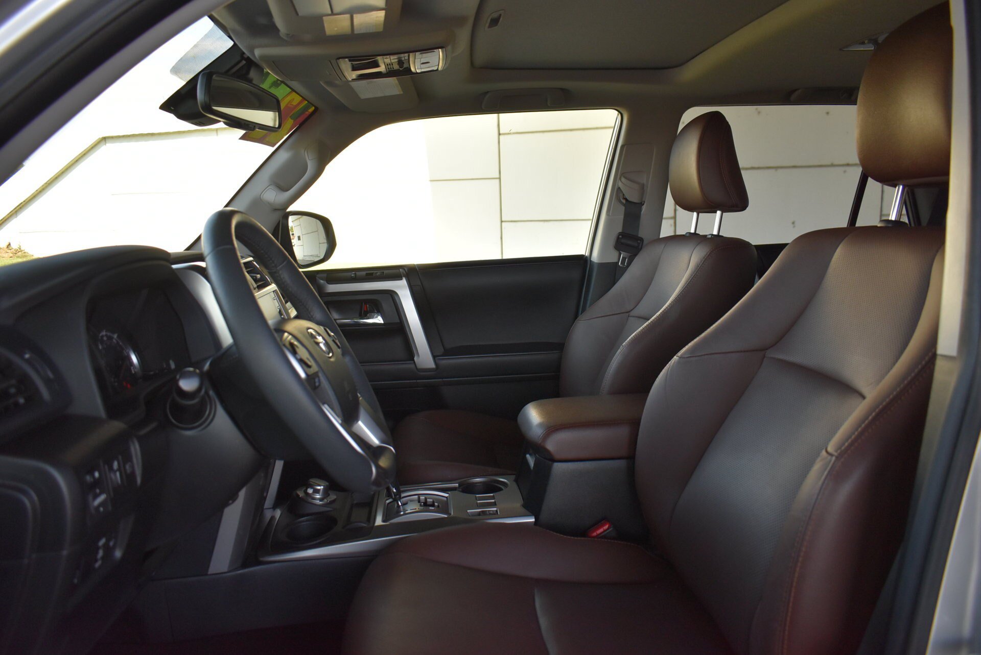 Used 2022 Toyota 4Runner Limited AWD/4WD image 14