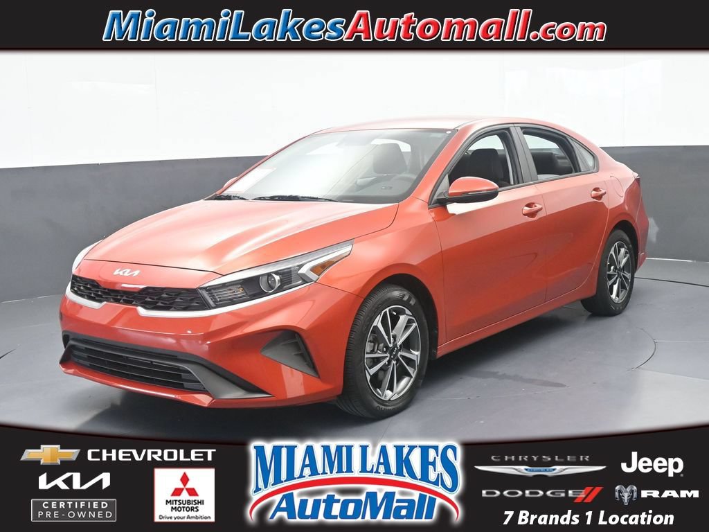 Used 2023 Kia Forte LXS w/ LXS Technology Package FWD image 1