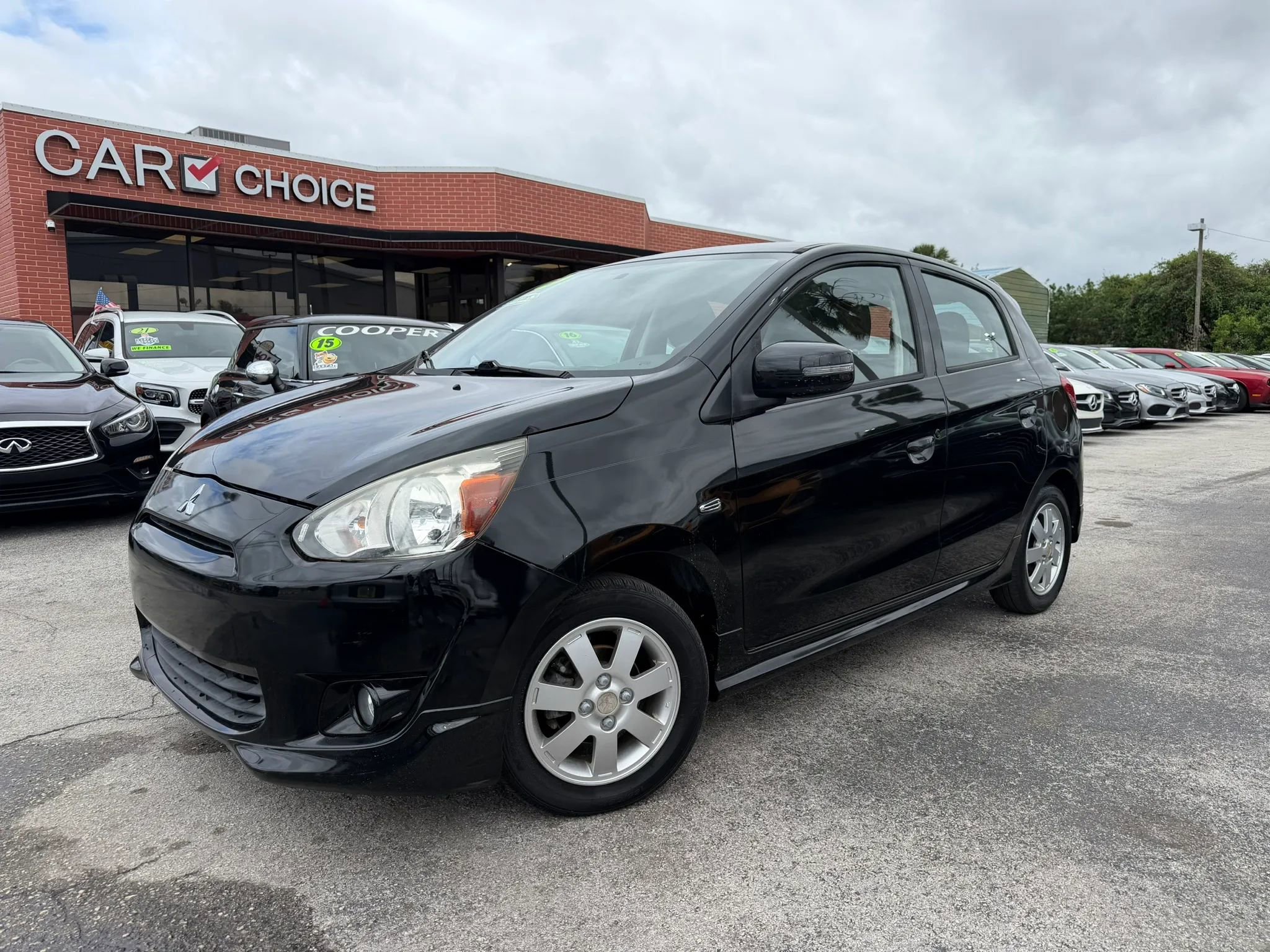 Used 2015 Mitsubishi Mirage ES FWD image 1