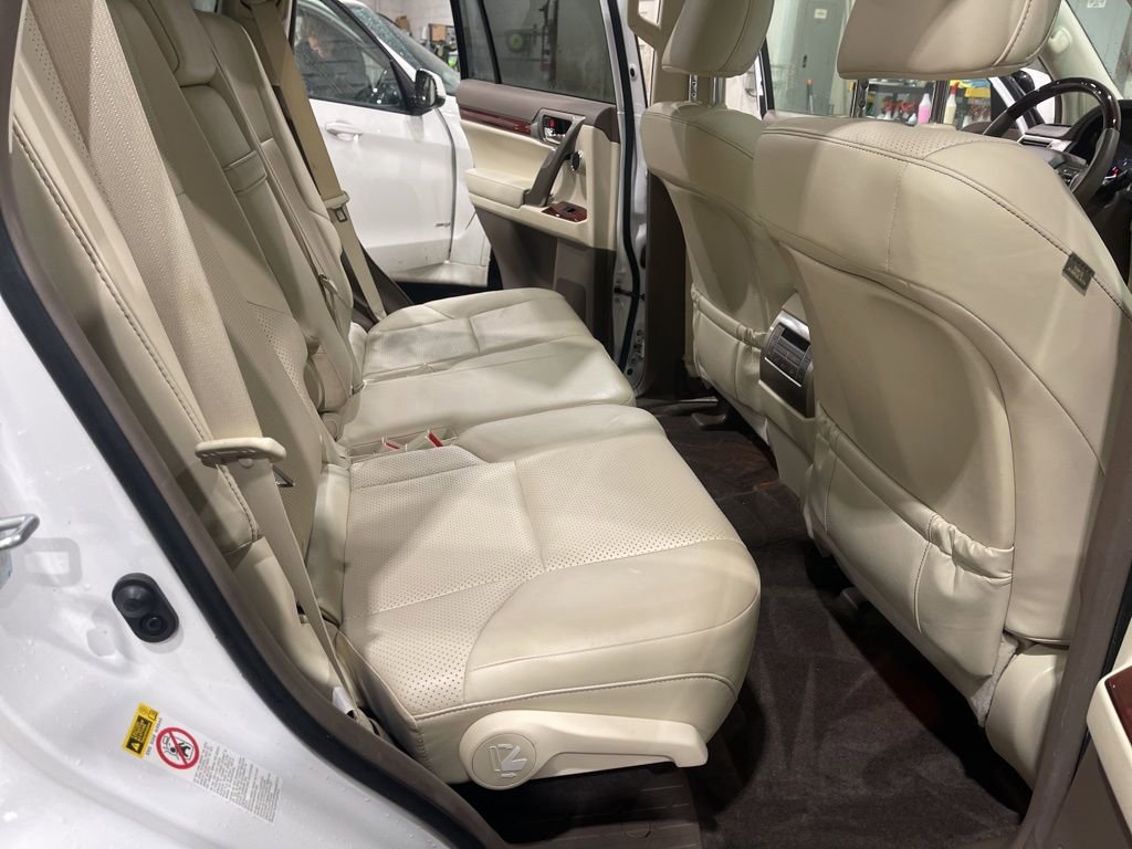 Used 2013 Lexus GX 460 Premium image 21