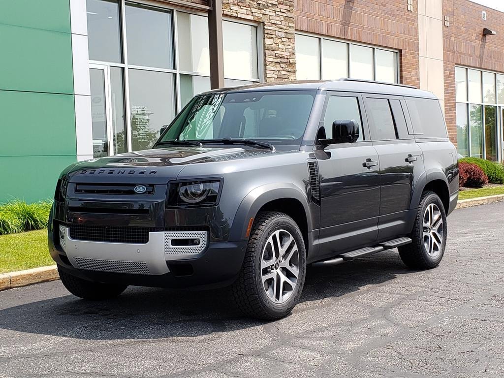 New 2025 Land Rover Defender 130 S video 1