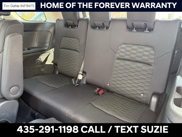 Used 2023 Nissan Pathfinder SV w/ SV Premium Package image 19