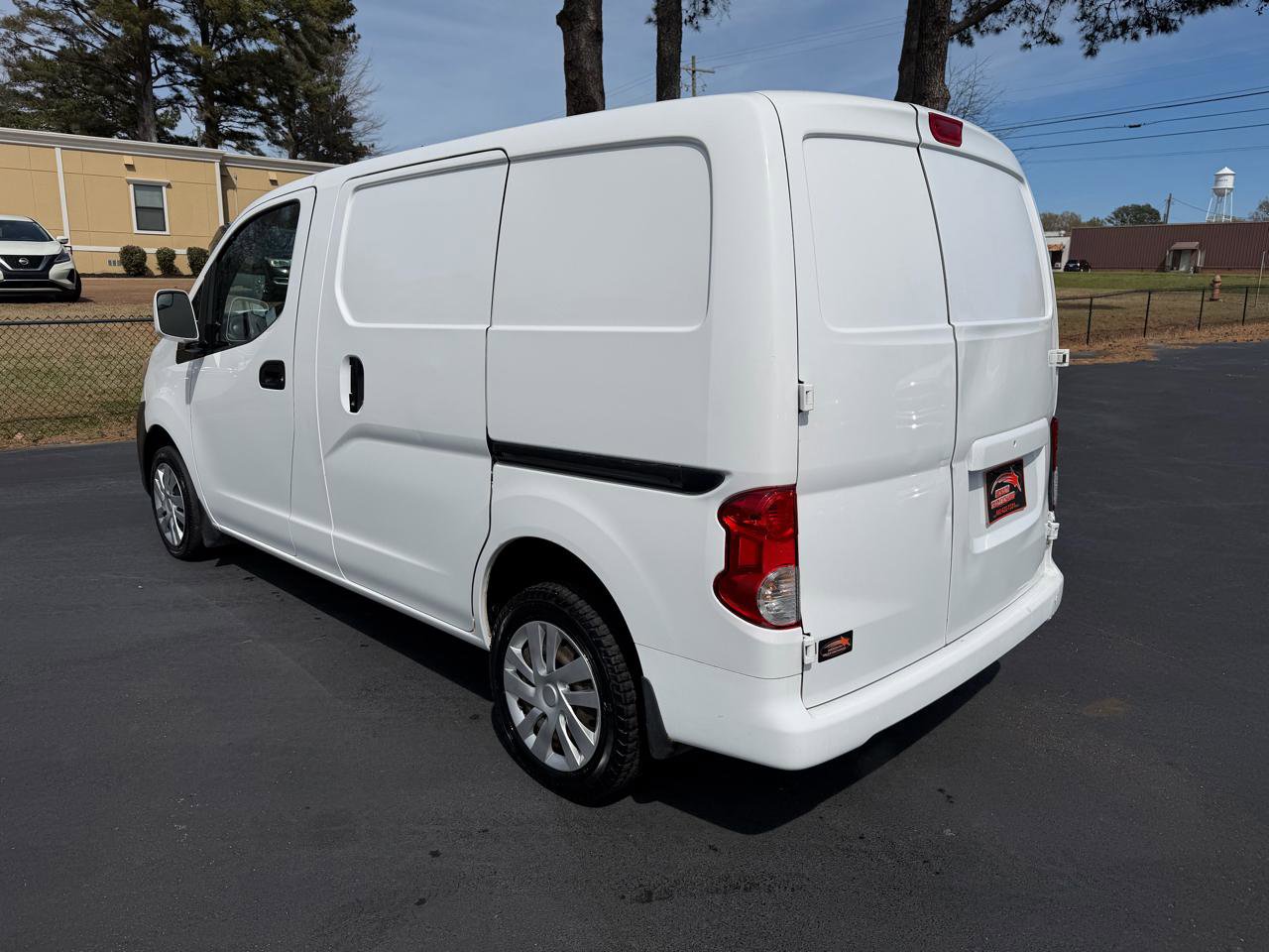 Used 2020 Nissan NV200 SV FWD image 2