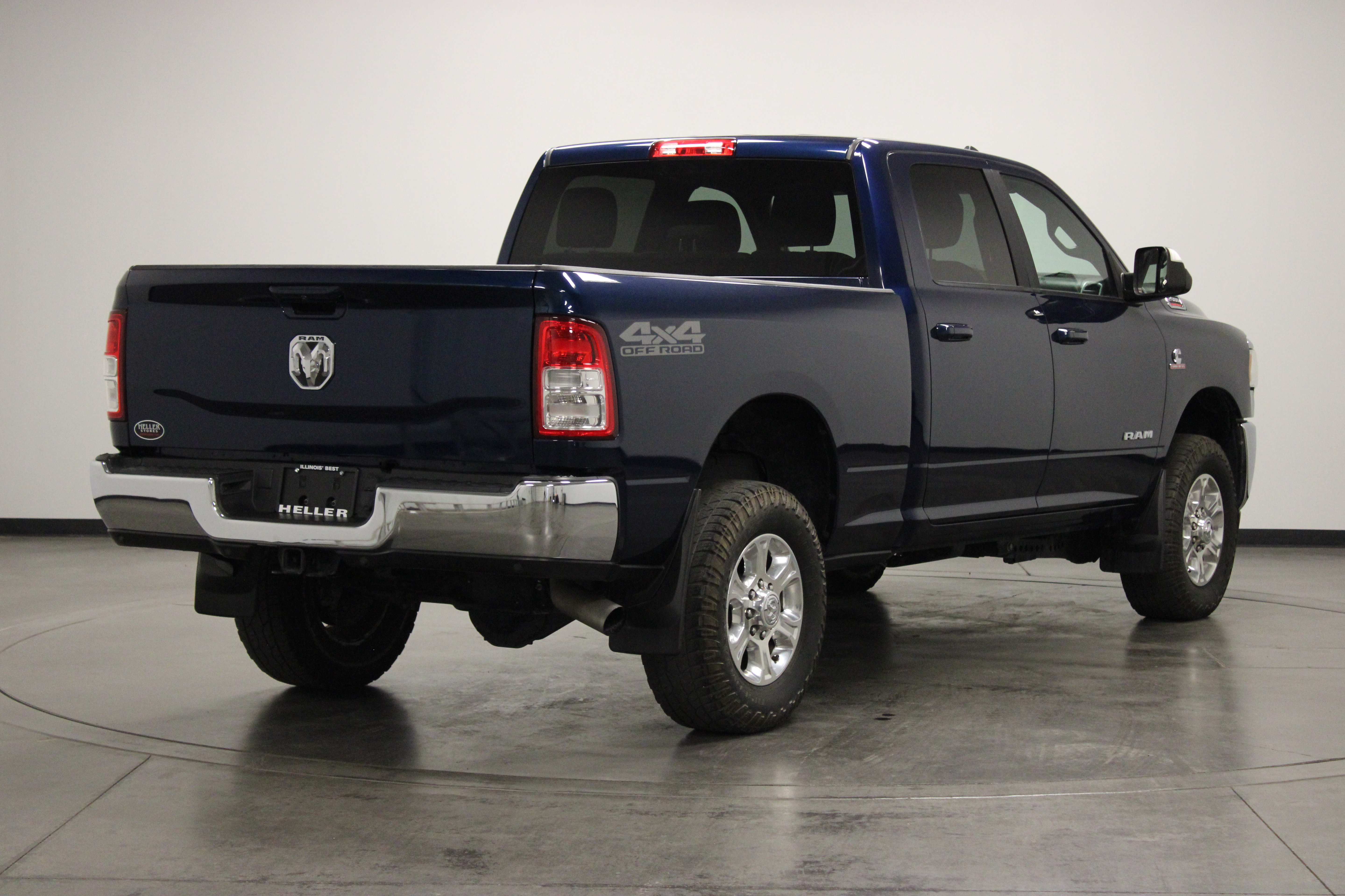 Used 2022 RAM 2500 Big Horn w/ Level A Equipment Group AWD/4WD image 8