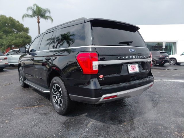 Used 2022 Ford Expedition XLT AWD/4WD image 10