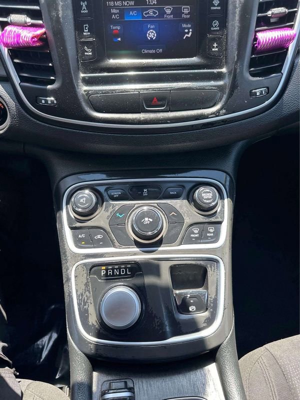 Used 2015 Chrysler 200 Limited w/ Convenience Group FWD image 26