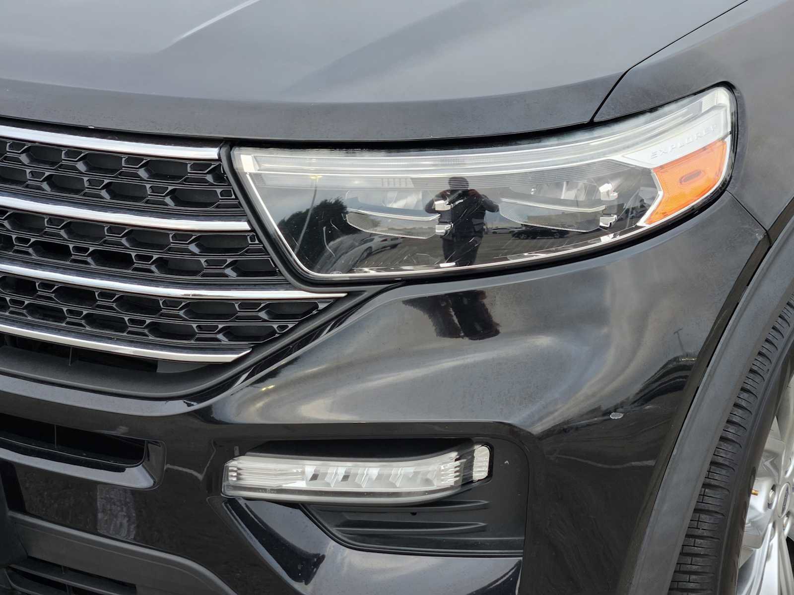 Used 2020 Ford Explorer XLT w/ Equipment Group 202A RWD image 7