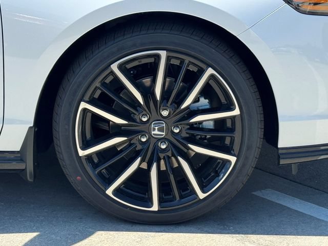 New 2026 Honda Accord Touring image 4