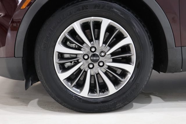 Used 2019 Lincoln Nautilus Select AWD/4WD image 11