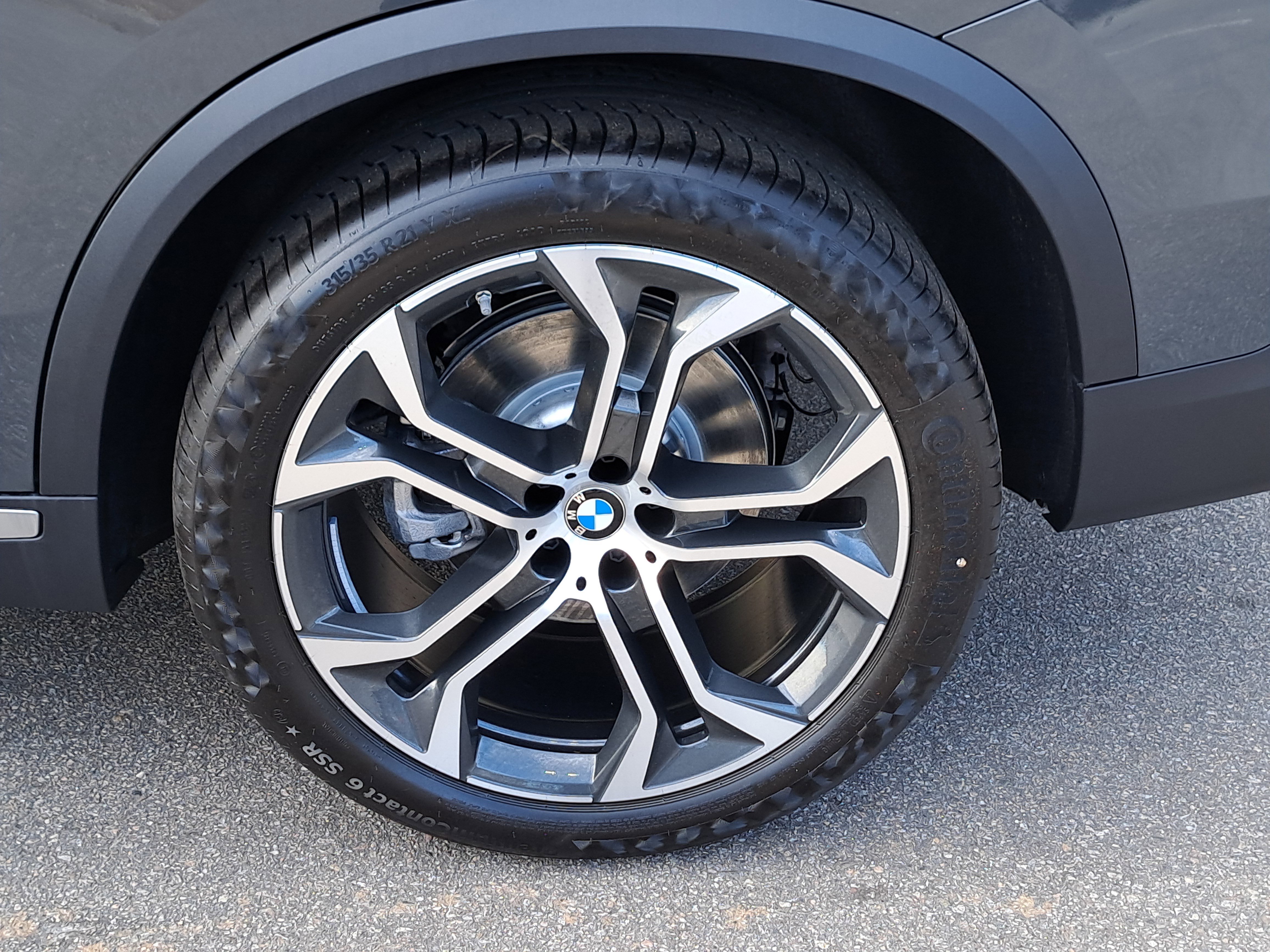 New 2026 BMW X5 xDrive40i w/ Climate Comfort Package AWD/4WD image 35