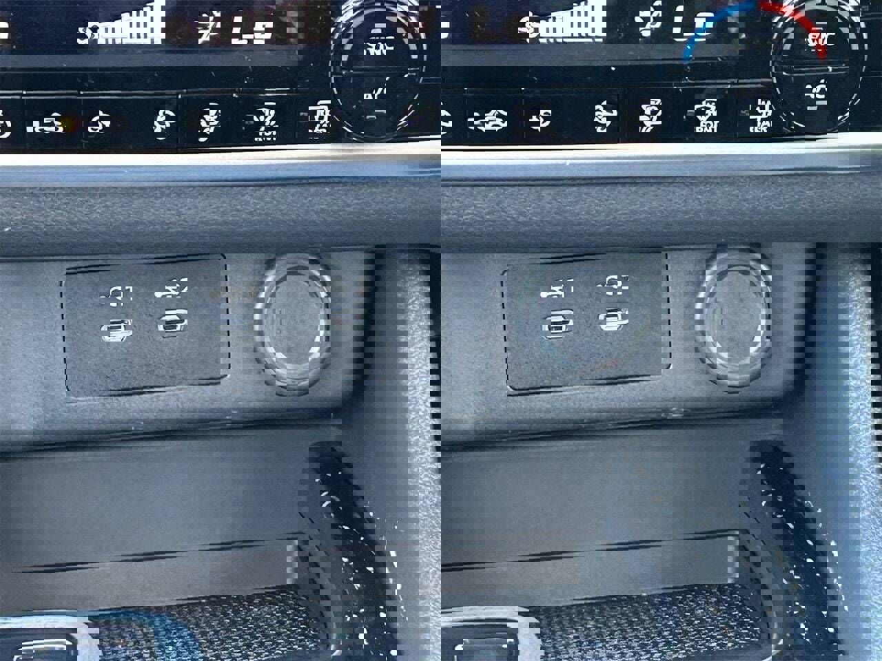 New 2026 Nissan Rogue SV image 24