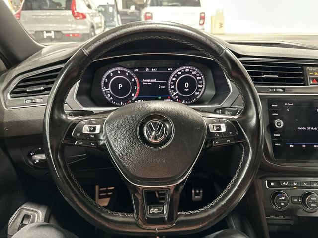Used 2018 Volkswagen Tiguan SEL Premium w/ R-Line Package AWD/4WD image 15