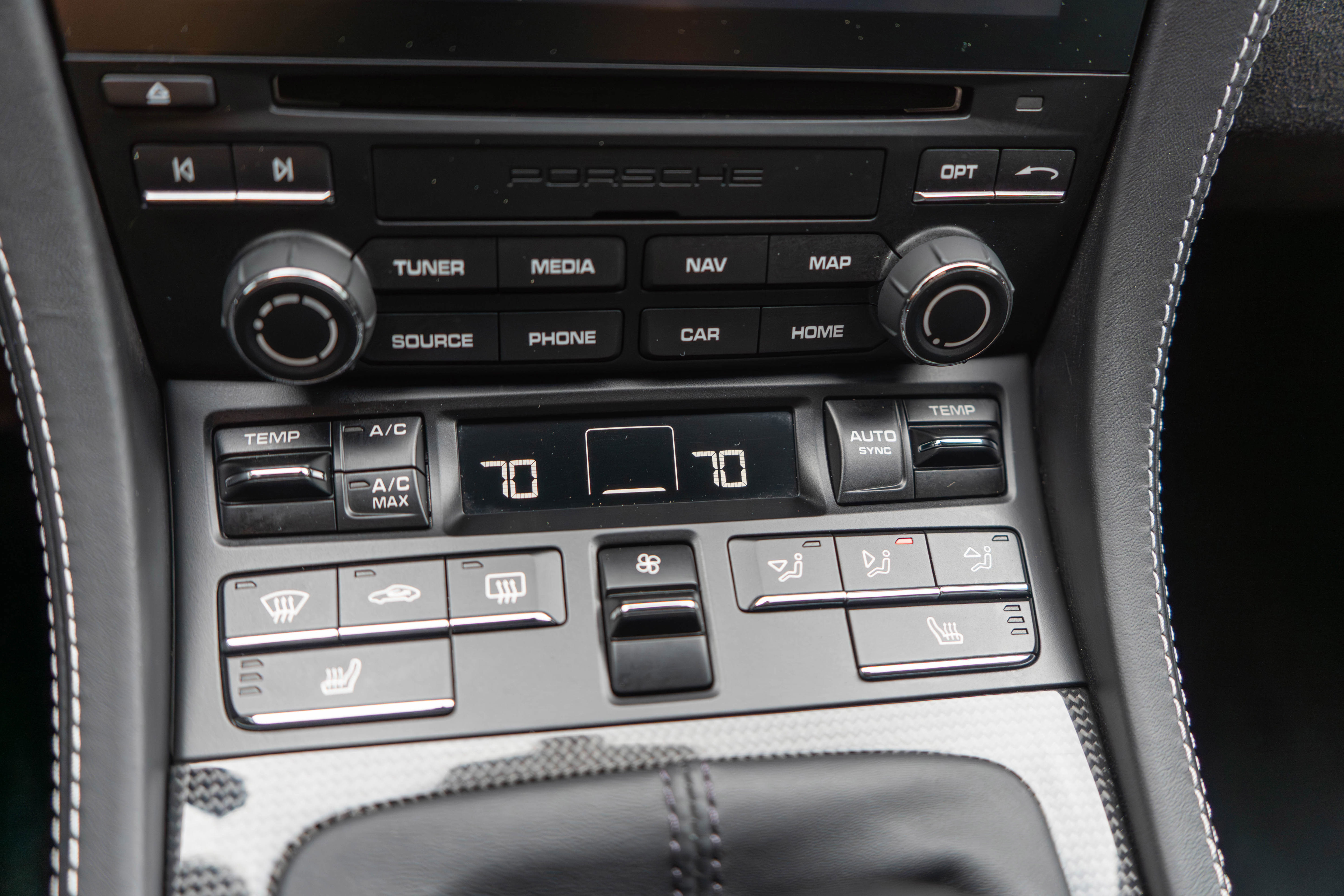 Used 2022 Porsche 718 Boxster Spyder w/ Light Design Package RWD image 23