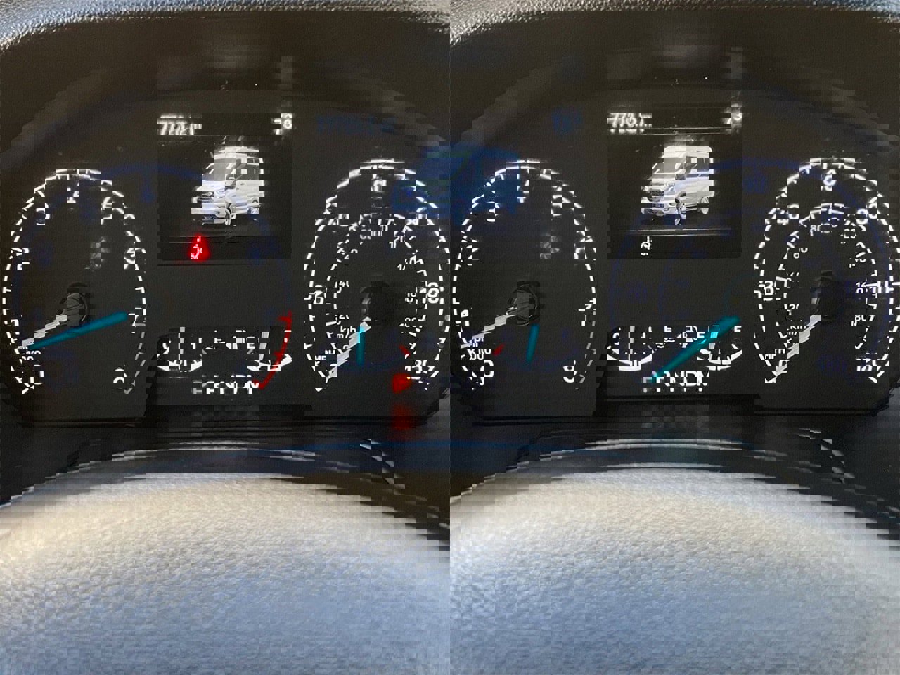 Used 2023 Ford Transit 350 XLT image 32