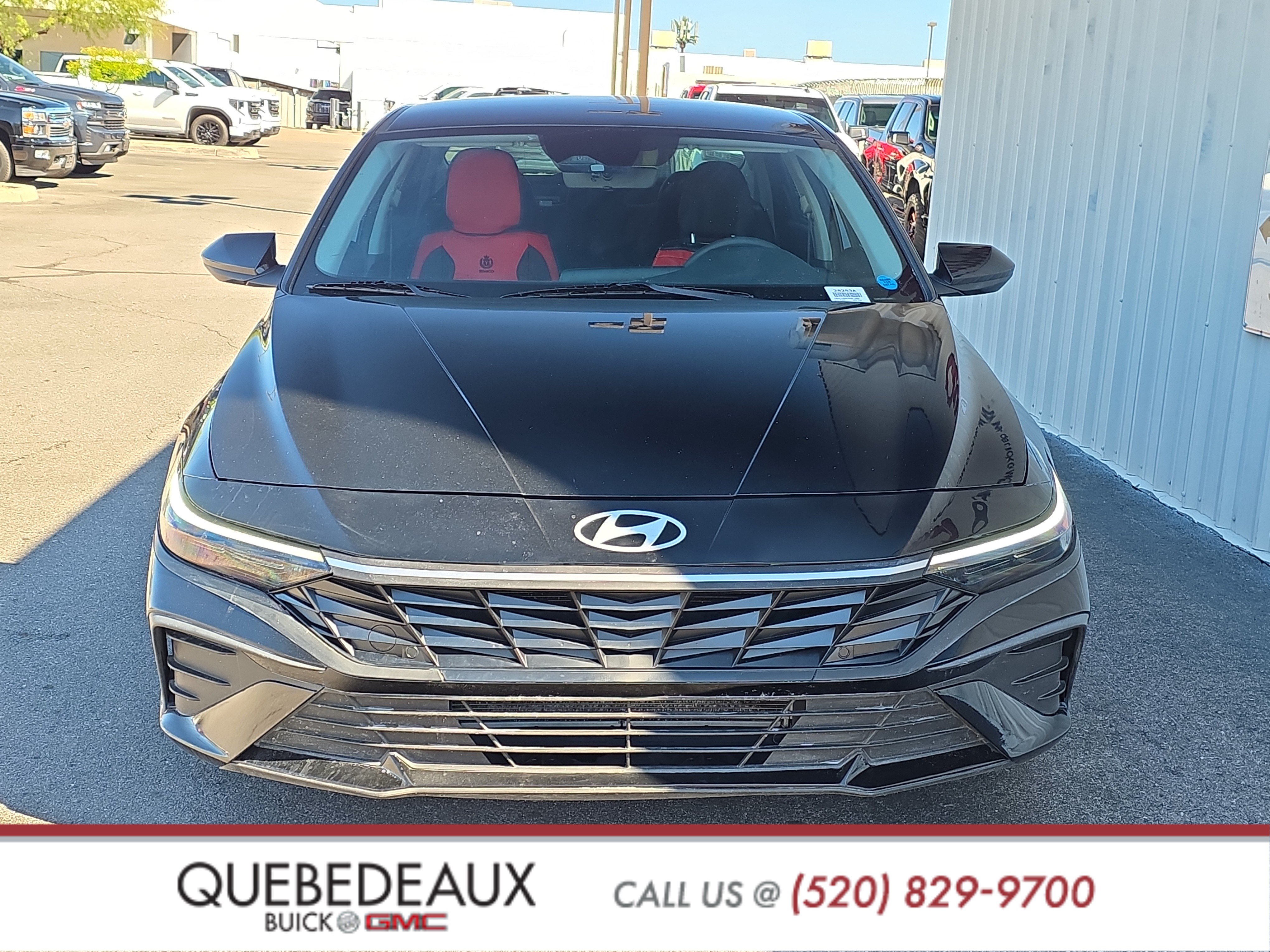 Used 2025 Hyundai Elantra SE FWD image 2