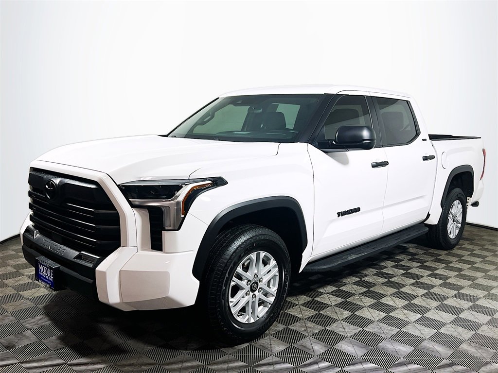 Certified 2025 Toyota Tundra SR5 image 4