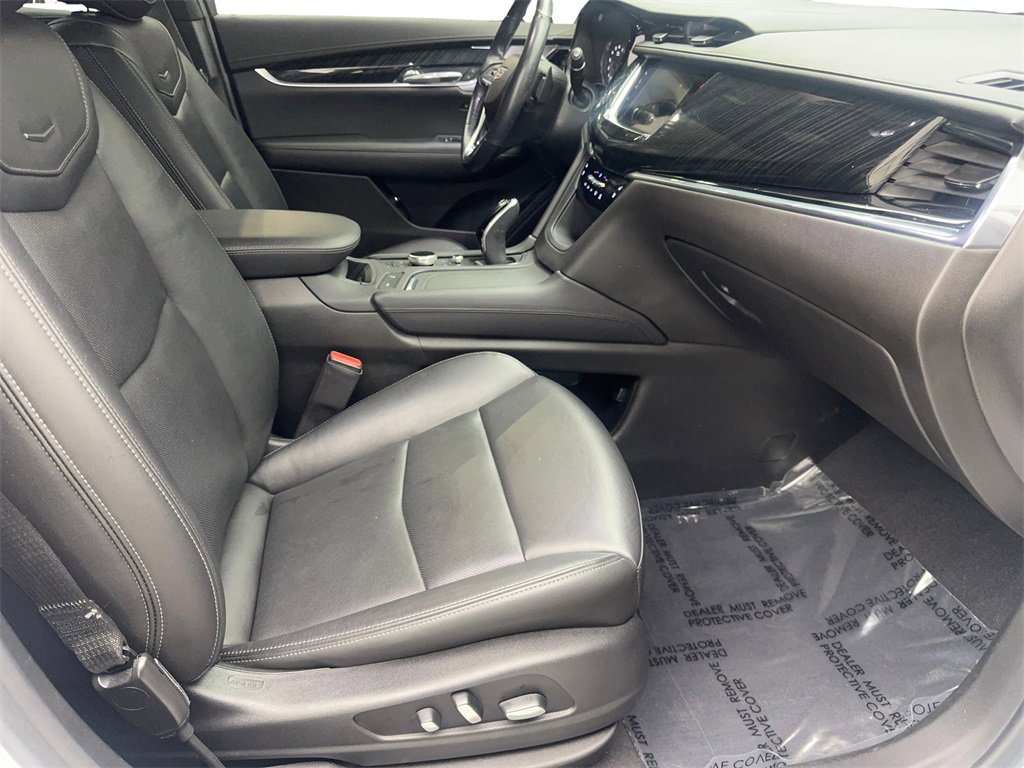 Used 2021 Cadillac XT6 Premium Luxury image 49