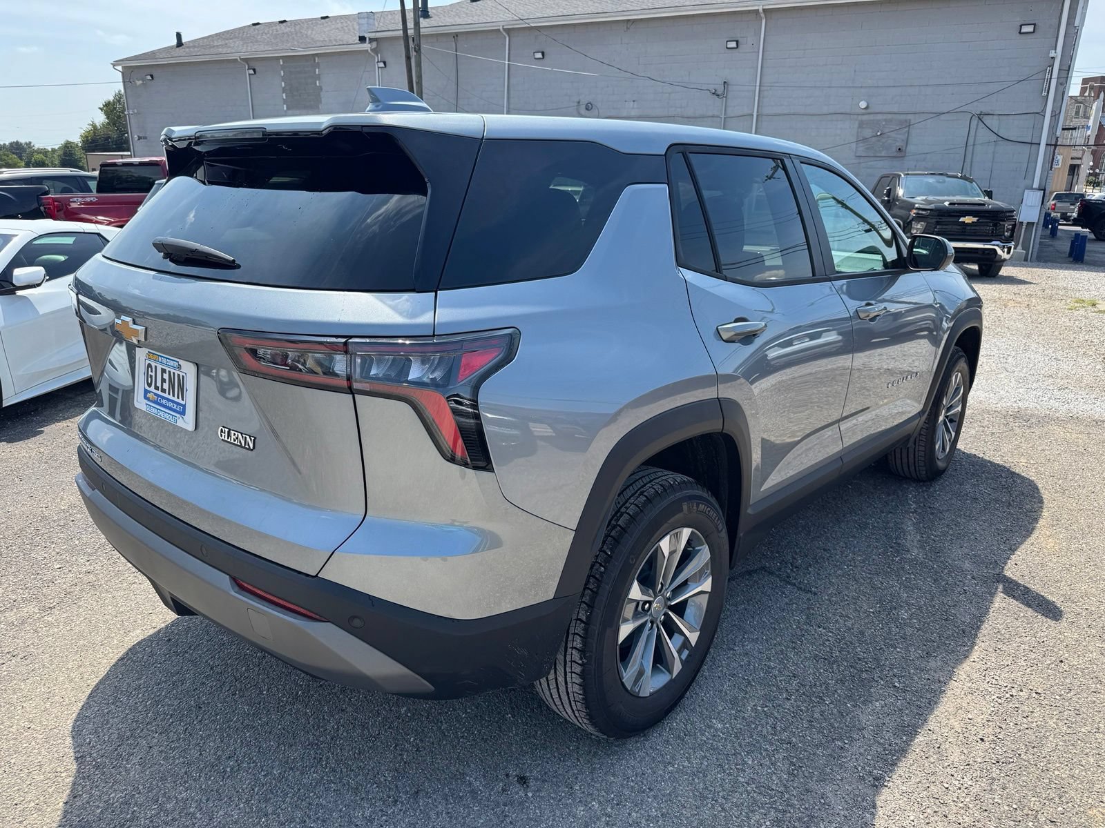 New 2027 Chevrolet Equinox LT AWD/4WD image 6