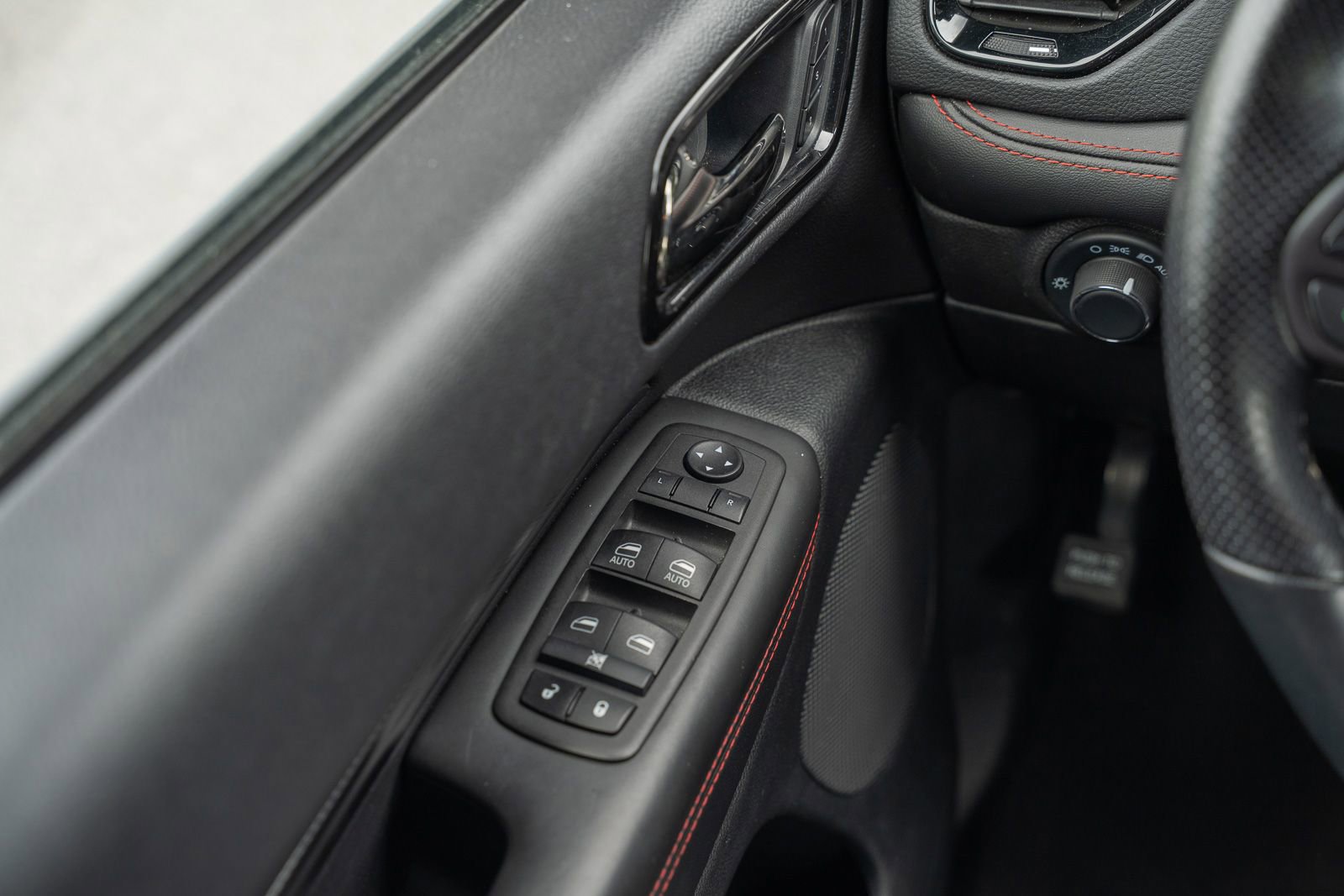 Used 2024 Dodge Durango GT AWD/4WD image 31